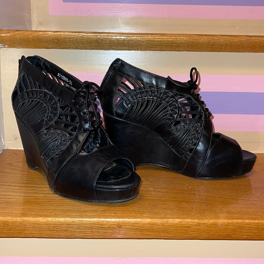 Kate & me platform shoes